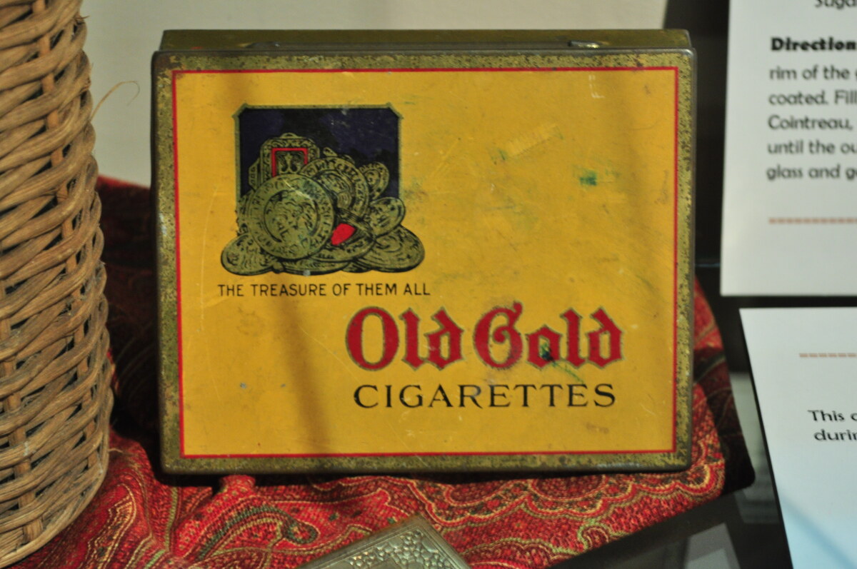 Old Gold Cigarette Time
